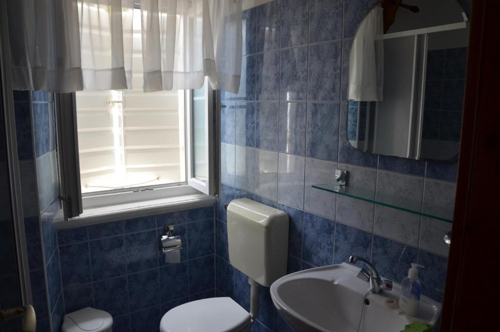 Castel Nonna Franka Apartment Sutivan Phòng bức ảnh