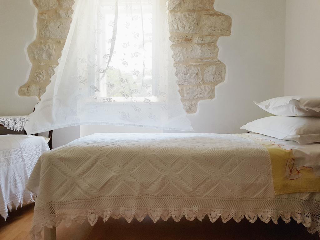 Castel Nonna Franka Apartment Sutivan Ngoại thất bức ảnh