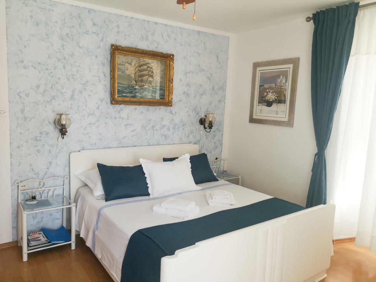 Castel Nonna Franka Apartment Sutivan Ngoại thất bức ảnh