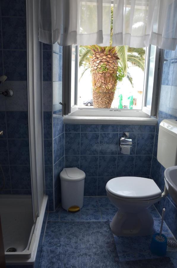 Castel Nonna Franka Apartment Sutivan Phòng bức ảnh